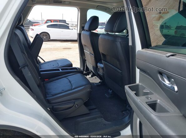 5N1DR3CB7PC201680 2023 NISSAN PATHFINDER White Vista de la etiqueta del VIN