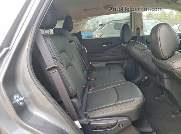 5N1DR3CS3TC207325 2026 NISSAN PATHFINDER Серый Вид задней части салона
