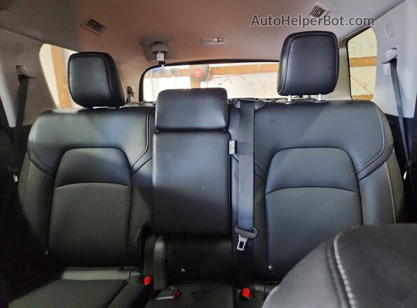 5N1DR3CSXTC218550 2026 NISSAN PATHFINDER Черный Вид задних сидений