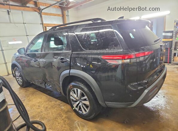 5N1DR3CSXTC218550 2026 NISSAN PATHFINDER Черный Задняя левая четверть