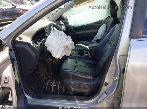 5N1ET2MTXHC775554 2017 NISSAN ROGUE HYBRID Silver Vista interior delantera