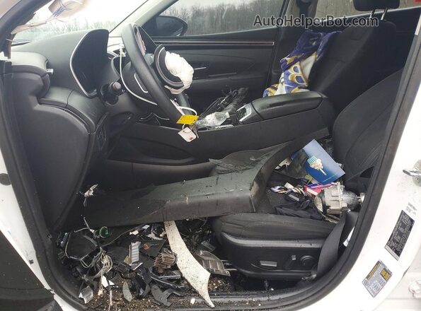 5NMJBCDEXRH400604 2024 HYUNDAI TUCSON White Vista interior delantera