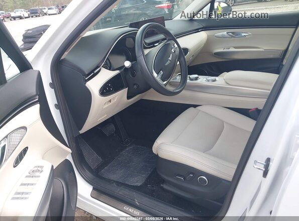 5NMMADTB0SH019184 2025 GENESIS GV70 White Vista interior delantera