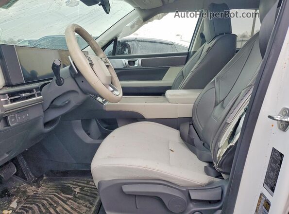 5NMP1DGLXRH002421 2024 HYUNDAI SANTA Белый Вид салона спереди