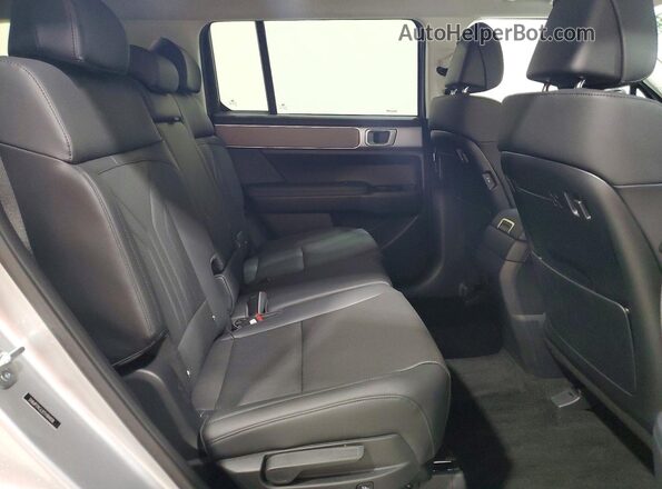 5NMP24GL8TH184818 2026 HYUNDAI SANTA Silver Widok wnętrza z tyłu