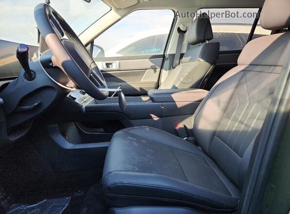 5NMP2DG12TH093400 2026 HYUNDAI SANTA Зеленый Вид салона спереди