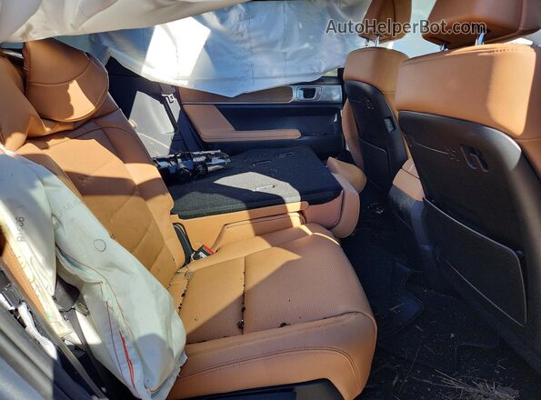 5NMP44GL0SH082907 2025 HYUNDAI SANTA Gray Вид задньої частини салону
