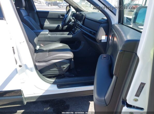 5NMP5DG18SH039167 2025 HYUNDAI SANTA FE HYBRID Белый Вид салона спереди