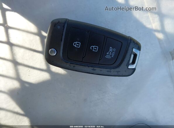 5NMS2CAD0LH180204 2020 HYUNDAI SANTA FE Синий Вид панели приборов