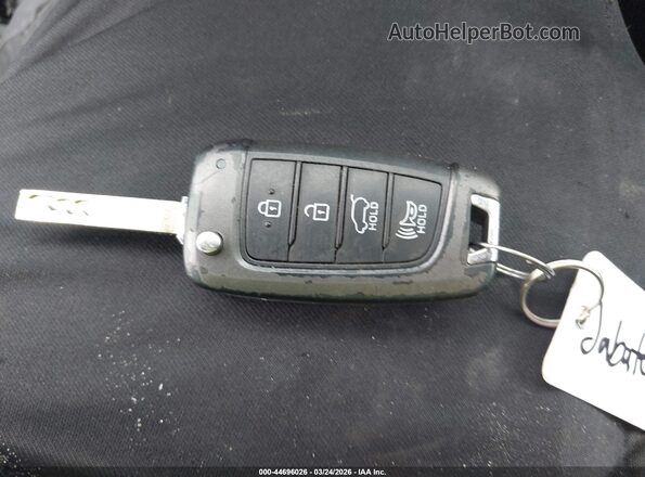 5NMS2CAD5KH102614 2019 HYUNDAI SANTA FE Серебряный Вид панели приборов