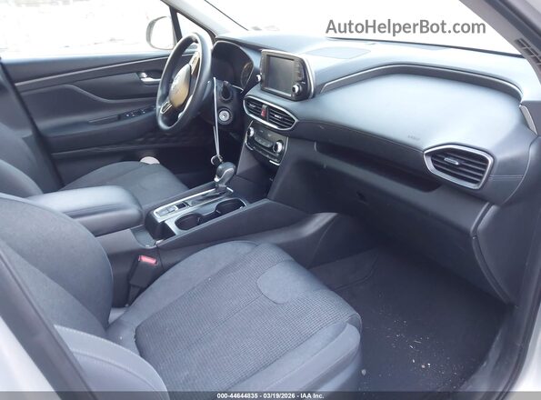 5NMS2CAD6KH046876 2019 HYUNDAI SANTA FE Silver Вид салону спереду