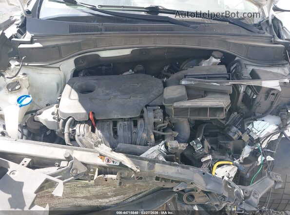 5NMZU3LB2HH017937 2017 HYUNDAI SANTA FE SPORT Белый Вид сзади