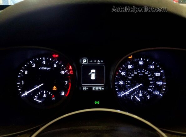5NMZUDLB2JH077745 2018 HYUNDAI SANTA Black ხელსაწყოთა პანელის ხედი