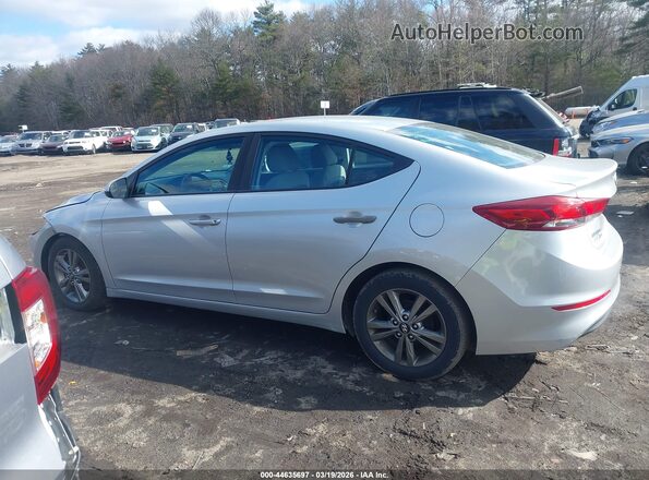 5NPD74LF6JH271573 2018 HYUNDAI ELANTRA Серебряный 