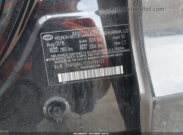 5NPD84LF0JH398722 2018 HYUNDAI ELANTRA Black Vista del compartimento del motor