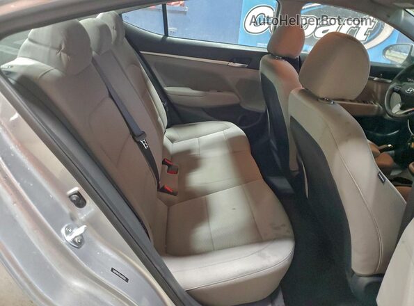 5NPD84LF0LH632246 2020 HYUNDAI ELANTRA Серебряный Вид задних сидений