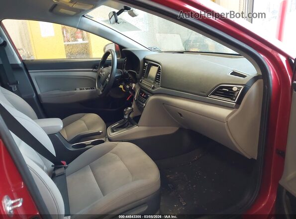 5NPD84LF1JH249624 2018 HYUNDAI ELANTRA Красный Вид салона спереди