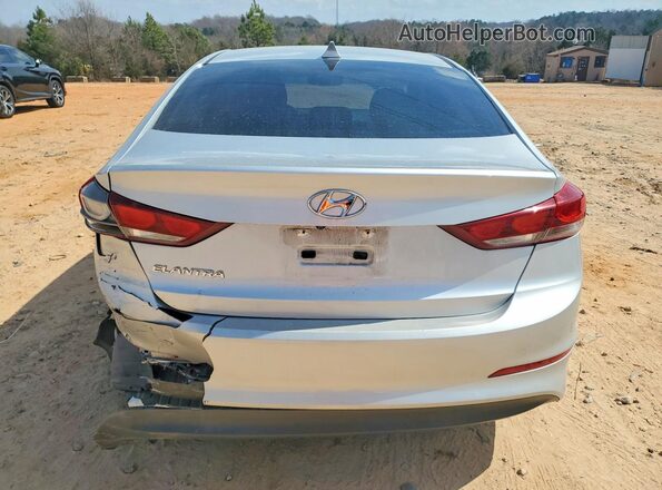 5NPD84LF1JH292344 2018 HYUNDAI ELANTRA Серебряный Вид сзади
