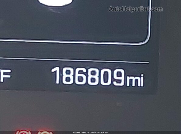 5NPD84LF1JH301964 2018 HYUNDAI ELANTRA Белый 