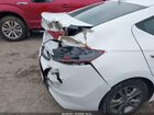 2018 Hyundai Elantra Sel Белый vin: 5NPD84LF1JH301964