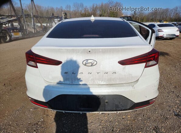 5NPD84LF2KH431303 2019 HYUNDAI ELANTRA Белый Вид сзади