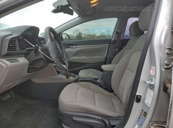 5NPD84LF2KH438316 2019 HYUNDAI ELANTRA Silver Widok wnętrza z przodu