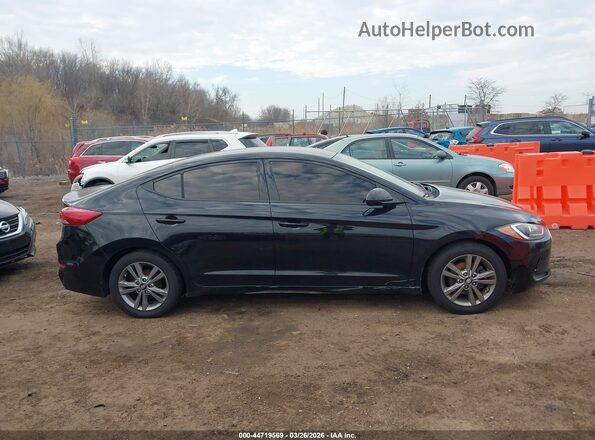 5NPD84LF3HH069880 2017 HYUNDAI ELANTRA Черный Панорамный вид салона 360°