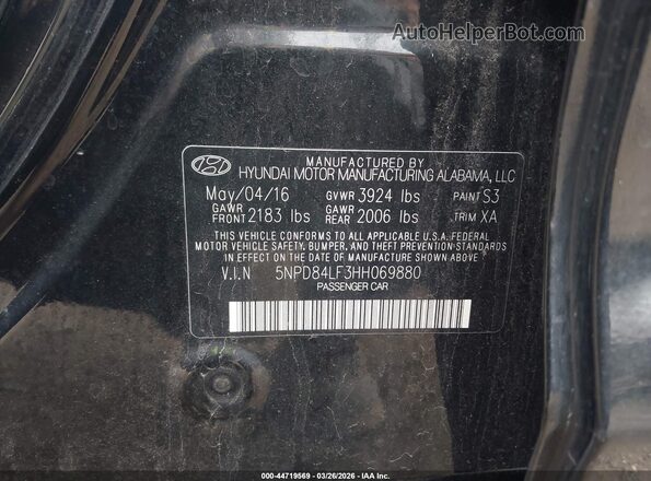 5NPD84LF3HH069880 2017 HYUNDAI ELANTRA Черный Вид подкапотного пространства
