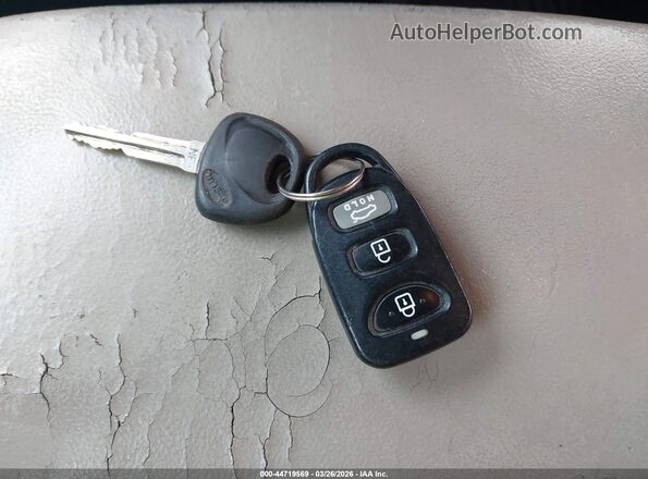 5NPD84LF3HH069880 2017 HYUNDAI ELANTRA Черный Вид панели приборов