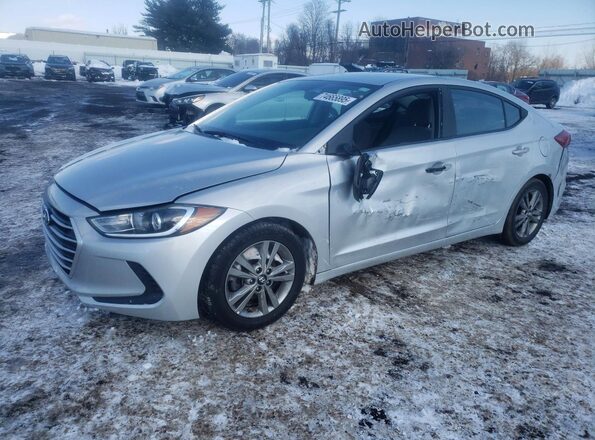 5NPD84LF3JH312402 2018 HYUNDAI ELANTRA Серебряный Передняя левая четверть