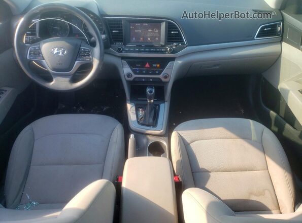 5NPD84LF3JH312402 2018 HYUNDAI ELANTRA Серебряный Вид панели приборов