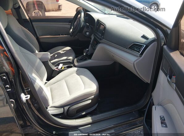 5NPD84LF5HH082131 2017 HYUNDAI ELANTRA Black Vista interior delantera
