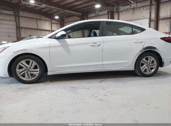 5NPD84LF5KH454221 2019 HYUNDAI ELANTRA White Դիմացի տեսք