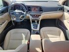 2018 Hyundai Elantra Sel Белый vin: 5NPD84LF6JH287866