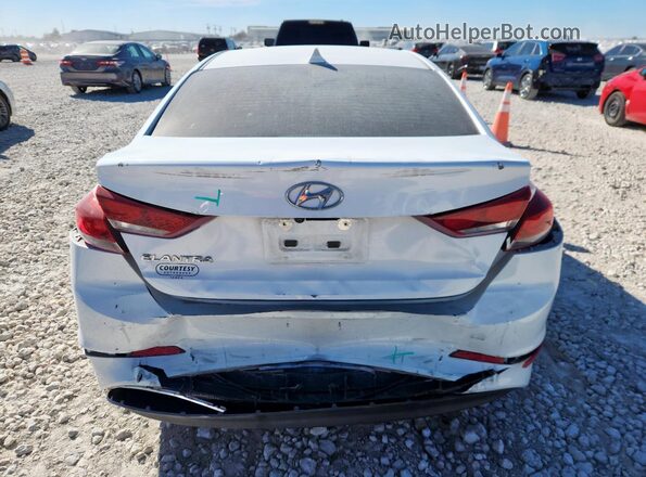 5NPD84LF6JH287866 2018 HYUNDAI ELANTRA Белый Вид сзади