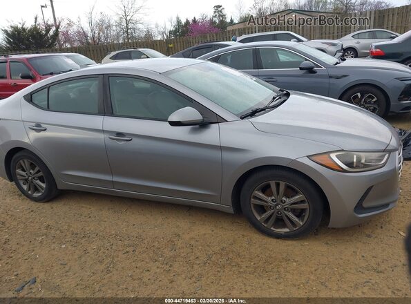 5NPD84LF7HH117249 2017 HYUNDAI ELANTRA Silver Rear interior view