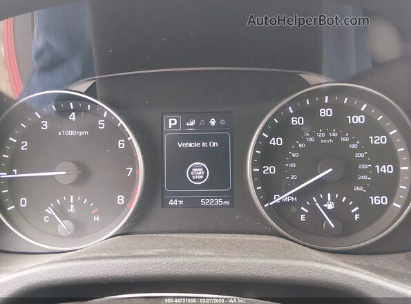 5NPD84LF8HH010162 2017 HYUNDAI ELANTRA Красный Вид задних сидений