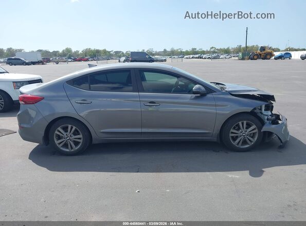 5NPD84LF8JH359831 2018 HYUNDAI ELANTRA Gray Widok wnętrza z tyłu
