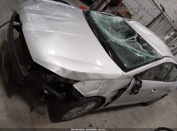5NPD84LF8KH458666 2019 HYUNDAI ELANTRA Silver 360 interior view
