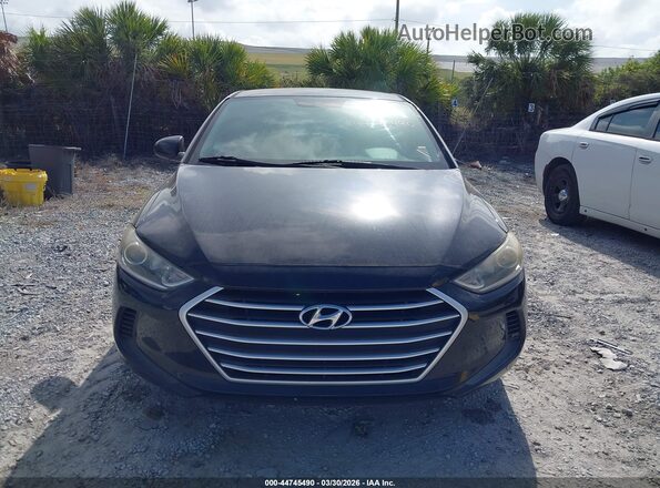 5NPD84LF9HH002751 2017 HYUNDAI ELANTRA Black Widok zestawu wskaźników
