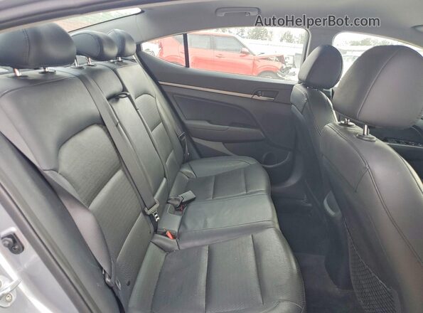 5NPD84LF9HH006296 2017 HYUNDAI ELANTRA Silver Հետևի նստատեղերի տեսք