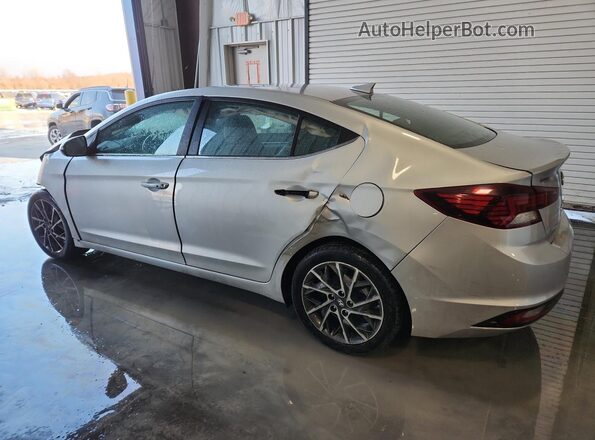 5NPD84LFXKH488798 2019 HYUNDAI ELANTRA Серебряный 