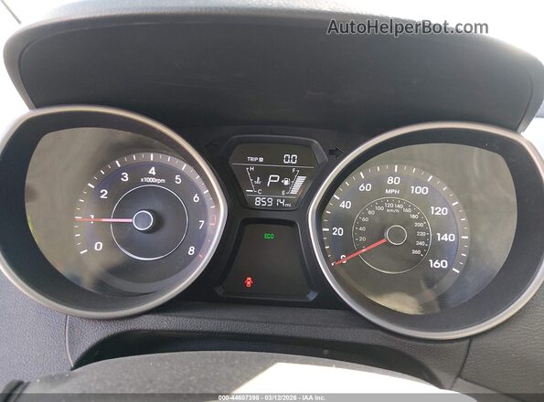 5NPDH4AE0GH766190 2016 HYUNDAI ELANTRA Красный Вид задних сидений