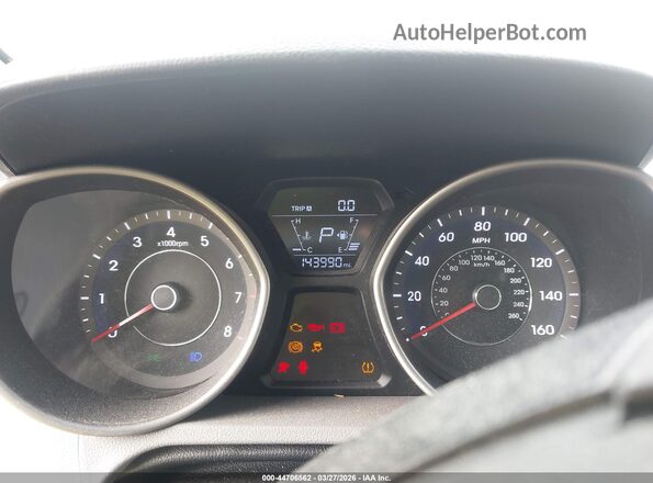 5NPDH4AE3GH734060 2016 HYUNDAI ELANTRA Silver Vista de los asientos traseros
