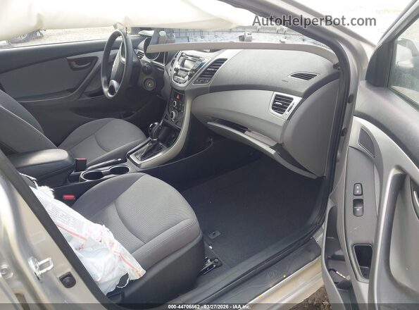 5NPDH4AE3GH734060 2016 HYUNDAI ELANTRA Silver Vista interior delantera