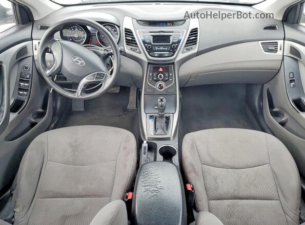5NPDH4AE4GH716165 2016 HYUNDAI ELANTRA Серебряный Вид панели приборов