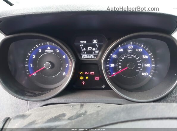 5NPDH4AE5GH763530 2016 HYUNDAI ELANTRA Silver Widok tylnych siedzeń