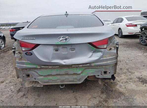5NPDH4AE5GH763530 2016 HYUNDAI ELANTRA Silver Widok z przodu