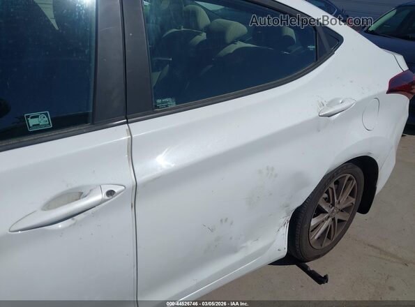 5NPDH4AE7GH707573 2016 HYUNDAI ELANTRA Белый Вид спереди