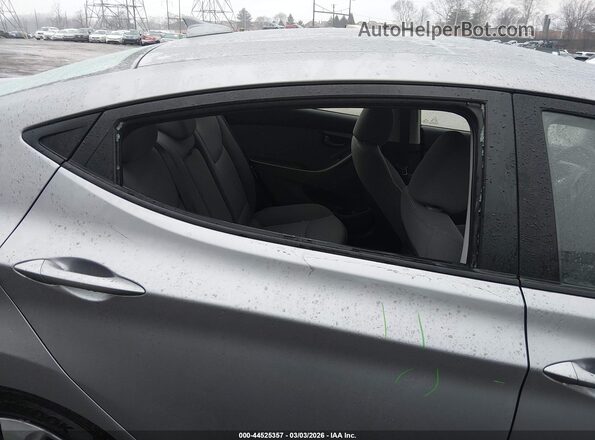 5NPDH4AEXGH717434 2016 HYUNDAI ELANTRA Серебряный Вид спереди